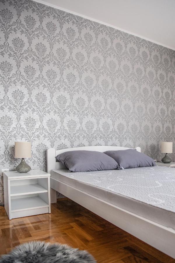 Stella Modern Apartment 2 Novi Sad Exteriör bild